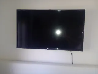 Televisor LG Smart TV 32 Negro