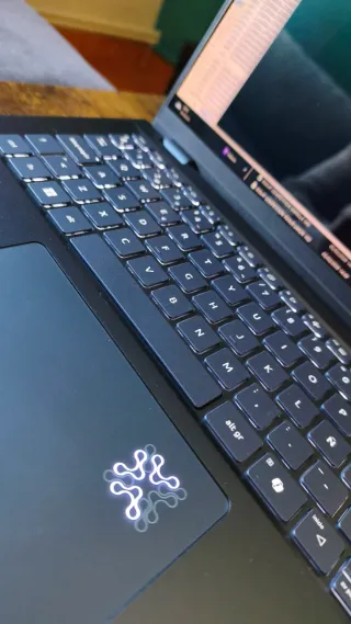 Portátil Acer Swift 14 AI Ultra7 16GB RAM 3K OLED