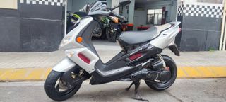 Peugeot Speedfight 2