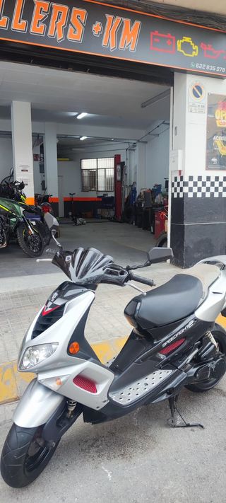 Peugeot Speedfight 2