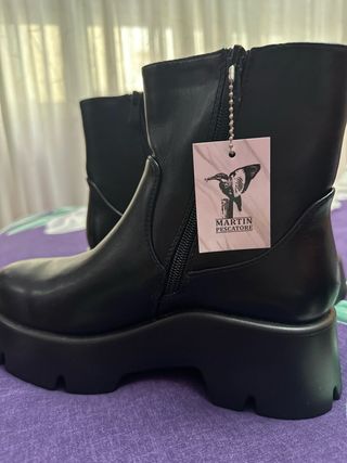 Botas tipo Chelsea  Talla 36 nuevas