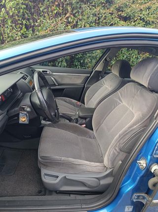 Peugeot 407 DIESEL HDI ( BAJO CONSUMO )