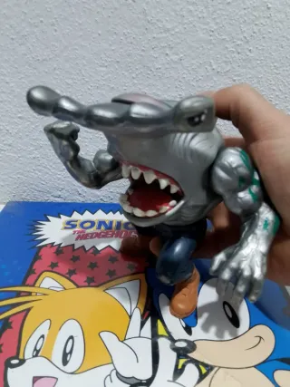 Muñeco Tiburón Martillo JAD