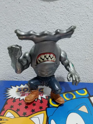 Muñeco Tiburón Martillo JAD