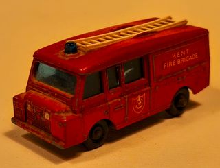 Autobús Lipton's Tea de metal antiguo,y camión