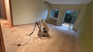 Acuchillado y barnizado de suelos