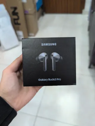 Samsung Galaxy Buds3 Pro Plata