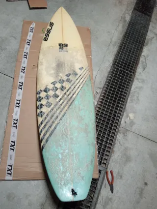 Tabla de surf 6'4 Essus