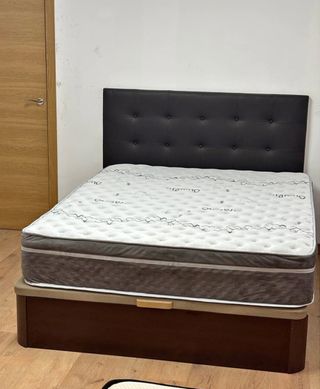 Colchón y canapé nuevos