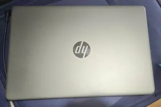 Ordenador Portátil HP 15-s AMD athlon silver3050u