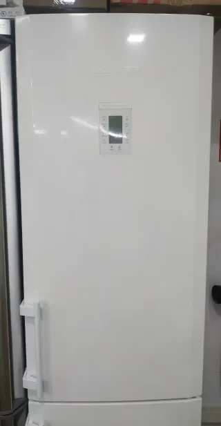 Nevera Liebherr, No Frost 2.00x60cm