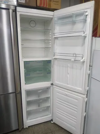 Nevera Liebherr, No Frost 2.00x60cm