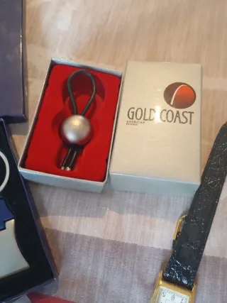 Lote de varios artículos de regalo