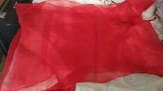 Vestido invitada rojo con top lentejuelas