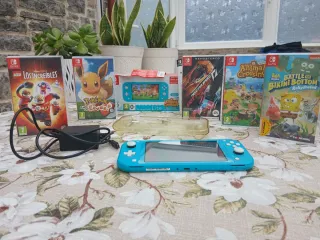 Nintendo Switch Lite turquesa + 2 Juegos