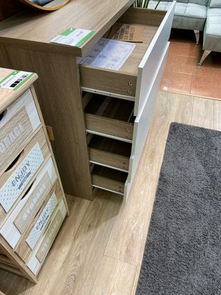 Cómoda 3 cajones madera y plástico