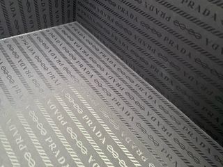 Caja Prada Nueva Sin Usar