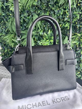 Bolso Michael Kors Carmen Satchel Negro