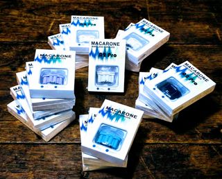 Lote de más de 350 auriculares inalámbricos