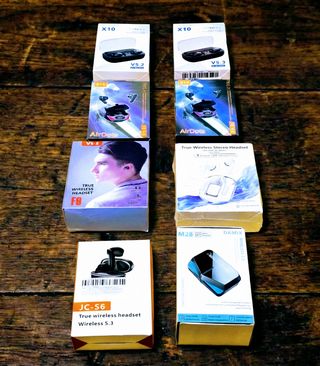 Lote de más de 350 auriculares inalámbricos