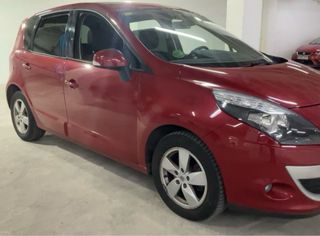 RENAULT SCENIC TCe 2010 25.000km Etiqueta C