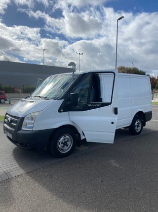 Ford Transit 2011