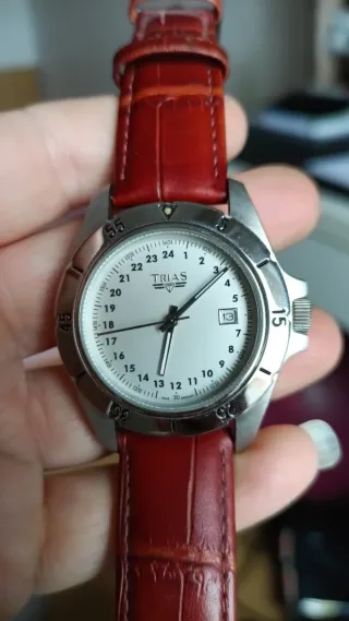 Reloj TRIAS 24h
