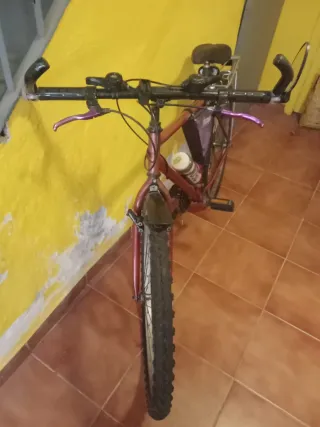 Bicicleta MTB BH 2ª Mano con Accesorios