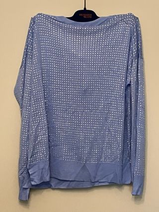 Jersey Zara azul con detalles plateados