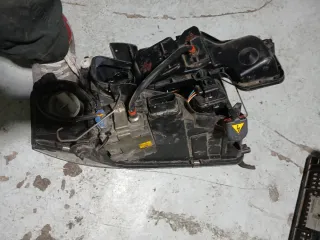 Faro Izquierdo Audi A6