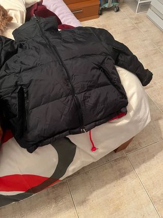 Cazadora reversible de plumas muy buena calidad