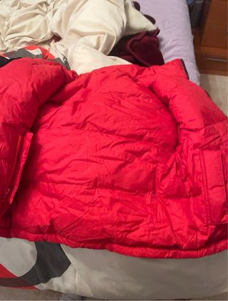 Cazadora reversible de plumas muy buena calidad