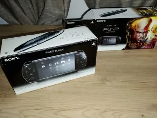 Console portatile Sony PSP Slim & Lite edizione speciale God of War