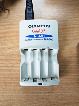 Cámara Digital Olympus Camedia C-220 Zoom