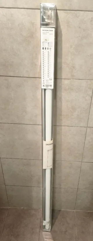 Estor SKOGSKLÖVER Ikea 140x195 cm (sin usar)