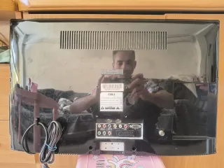 Televisión OKI B24E