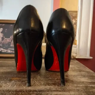 Zapatos Christian Louboutin Talla 38.5