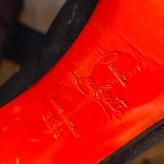 Zapatos Christian Louboutin Talla 38.5