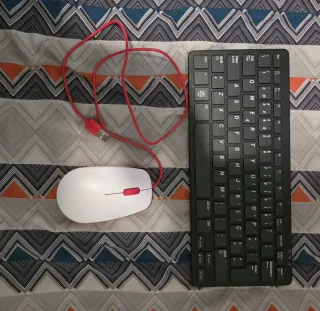 Teclado e Rato USB