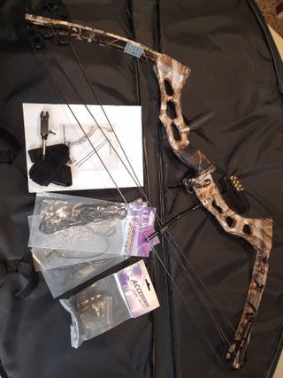 Arco de Poleas Predator Caza Mayor Tiro 3D