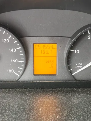 Mercedes-Benz Sprinter 2011