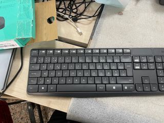 Logitech MK235 Combo Teclado y Ratón Inalámbrico