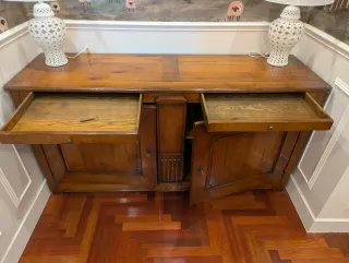 Mobiletto o mobile ausiliario in legno di ciliegio