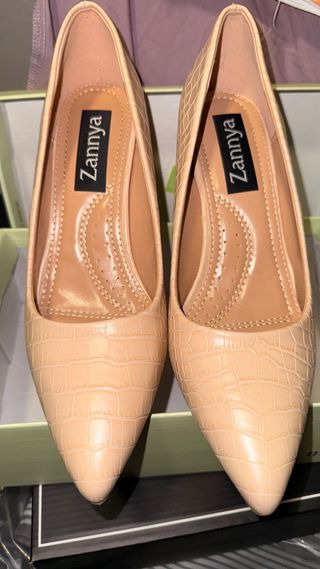 Zapatos de salón Zannya beige