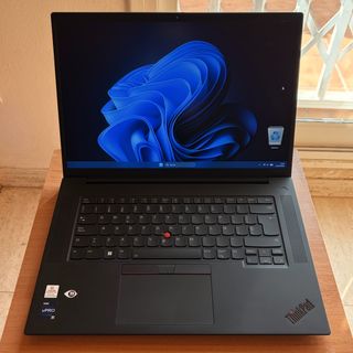 Portátil Lenovo ThinkPad P1 Gen 5 (16" Intel)