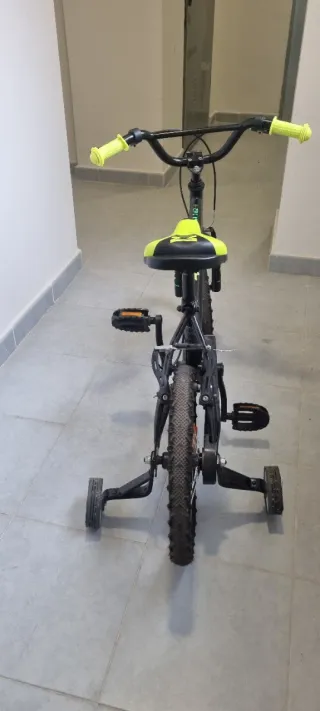 Bicicleta infantil Decathlon Usada 2 dias