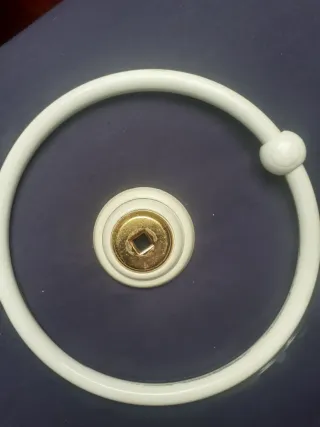 Toallero Vintage Blanco y Dorado,20 cm