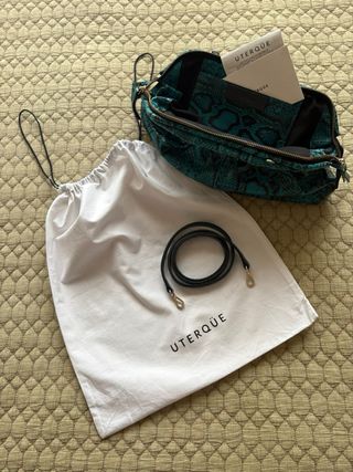 Bolso Uterqüe Piel tipo serpiente color azul