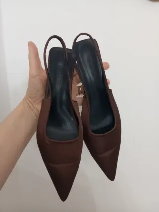 Scarpe slingback marroni eleganti