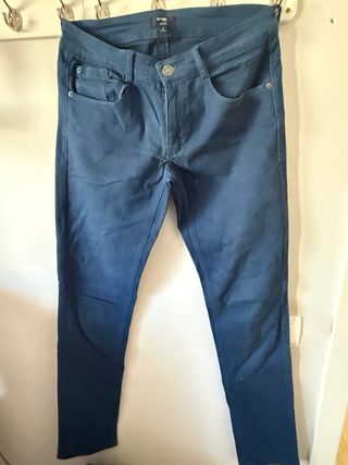 Pantalón slim fit KIABI azul talla M